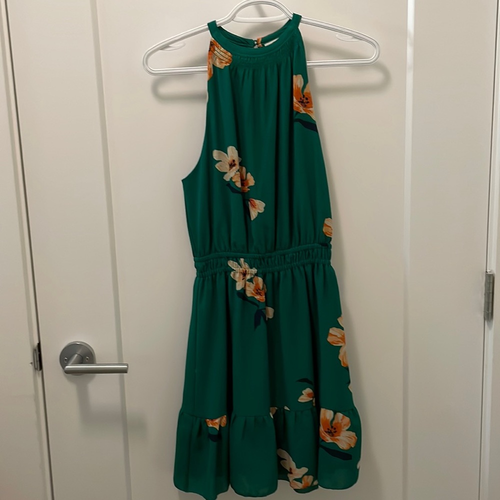 Aritzia Wilfred mini halter dress in emerald. Size XS. EUC.